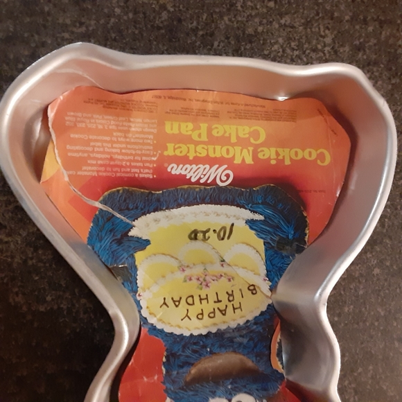 Vintage 1982 Wilton Sesame Street Cookie Monster Cake Pan - Picture 3 of 16